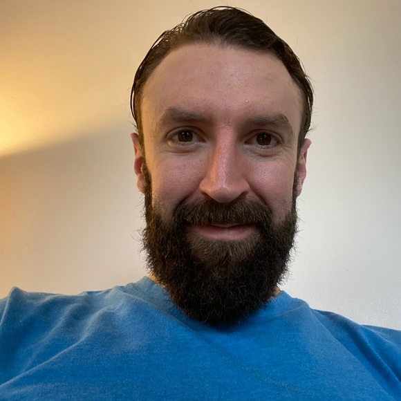 Hi, I’m Kyle! Cheers! - Picture 3 of 6